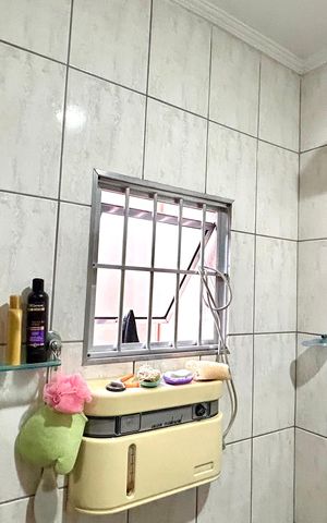Casa à venda com 200m², 3 quartos e 2 vagasBanheiro da Suíte