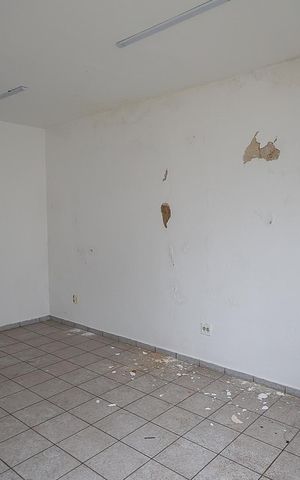 Casa para alugar com 380m², 5 quartos e 6 vagas Casa para alugar com 380m², 5 quartos e 6 vagasQuarto terreo