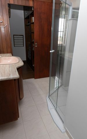 Casa para alugar com 438m², 5 quartos e 6 vagasSUITE Nº 3