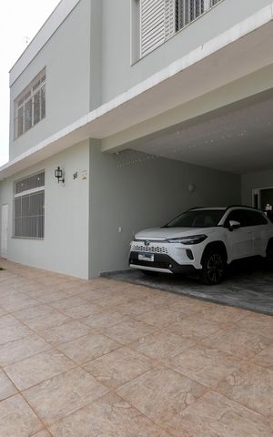 Casa para alugar com 438m², 5 quartos e 6 vagasGARAGENS