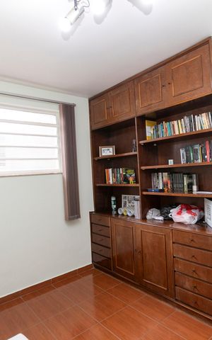 Casa para alugar com 438m², 5 quartos e 6 vagasESCRITÓRIO
