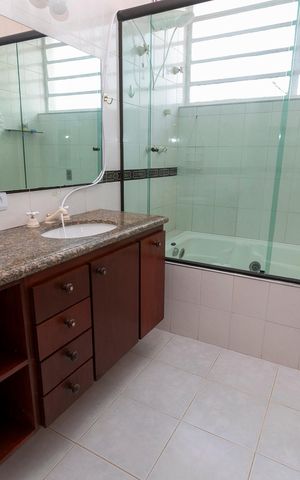 Casa para alugar com 438m², 5 quartos e 6 vagasSUITE Nº 2