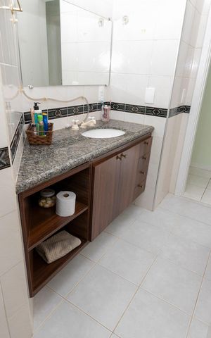 Casa para alugar com 438m², 5 quartos e 6 vagasBANHEIRO SOCIAL