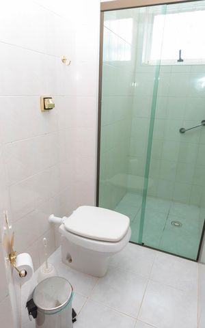 Casa para alugar com 438m², 5 quartos e 6 vagasBANHEIRO SOCIAL