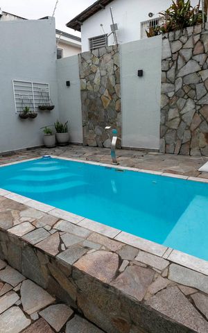 Casa para alugar com 438m², 5 quartos e 6 vagasQUINTAL COM CHURRASQUEIRA + PISCINA