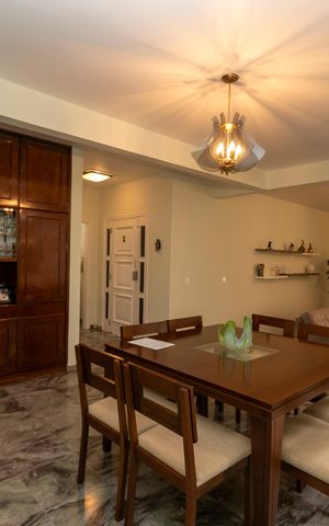 Casa para alugar com 438m², 5 quartos e 6 vagasSALA DE JANTAR