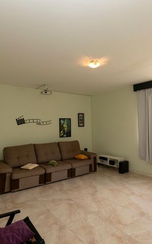 Casa para alugar com 438m², 5 quartos e 6 vagasSALA DE CINEMA