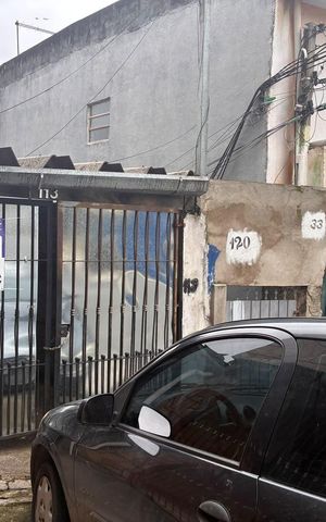 Casa para alugar com 38m², 1 quarto e 1 vaga Casa para alugar com 38m², 1 quarto e 1 vagaFachada + placa