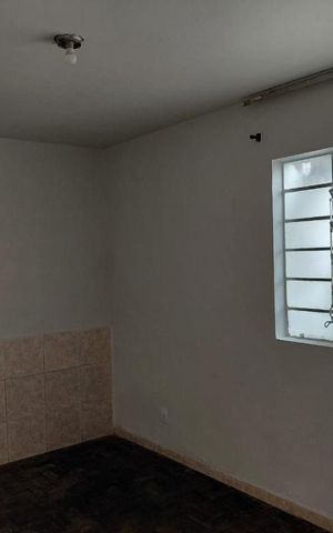 Casa para alugar com 750m², 2 quartos e 8 vagas Casa para alugar com 750m², 2 quartos e 8 vagasQuarto 1