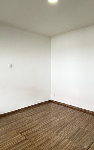 Casa para alugar com 100m², 3 quartos e 1 vaga Casa para alugar com 100m², 3 quartos e 1 vagaSala