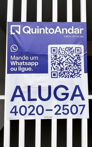Casa para alugar com 100m², 3 quartos e 1 vaga Casa para alugar com 100m², 3 quartos e 1 vagaFachada