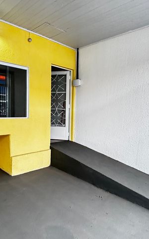 Casa para alugar com 100m², 3 quartos e 1 vaga Casa para alugar com 100m², 3 quartos e 1 vagaGaragem