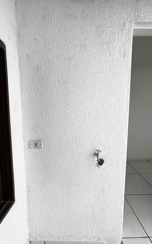 Casa para alugar com 100m², 3 quartos e 1 vaga Casa para alugar com 100m², 3 quartos e 1 vagaÁrea de Serviço