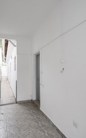 Casa para alugar com 90m², 2 quartos e 2 vagasQuintal