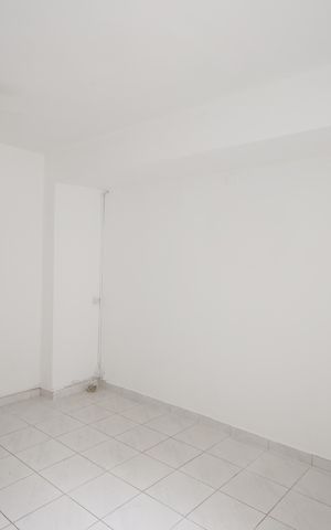 Casa para alugar com 90m², 2 quartos e 2 vagasSuíte 