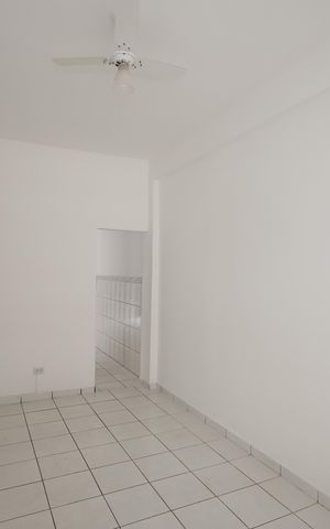 Casa para alugar com 90m², 2 quartos e 2 vagasSala 