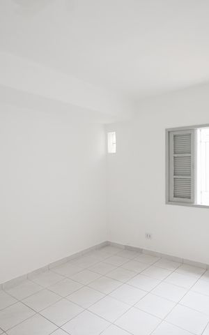 Casa para alugar com 90m², 2 quartos e 2 vagasSuíte 