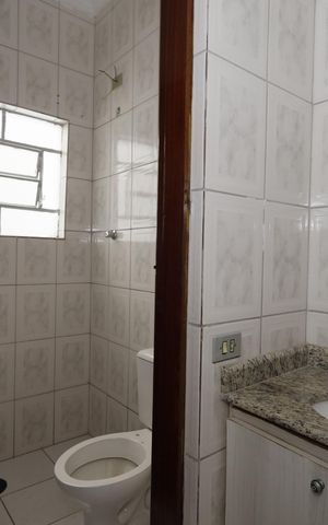 Casa para alugar com 90m², 2 quartos e 2 vagasBanheiro 2