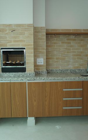 Apartamento para alugar com 135m², 4 quartos e 1 vagaVaranda