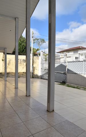 Casa para alugar com 120m², 3 quartos e 2 vagasQuintal