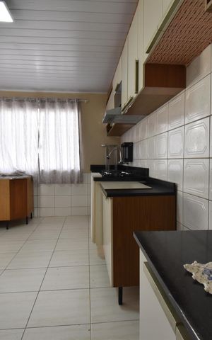 Casa para alugar com 120m², 3 quartos e 2 vagasCozinha