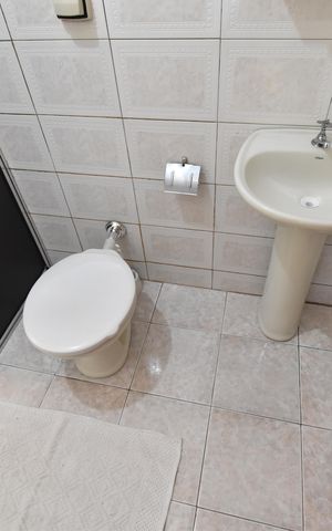 Casa para alugar com 120m², 3 quartos e 2 vagasBanheiro da Suíte
