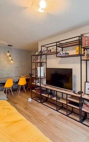 Apartamento para alugar com 120m², 3 quartos e 1 vaga Apartamento para alugar com 120m², 3 quartos e 1 vagaSala