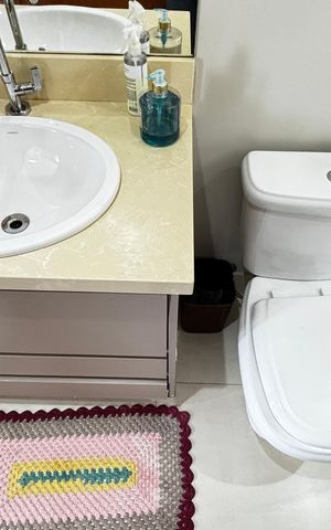 Apartamento para alugar com 66m², 2 quartos e 1 vagaBanheiro