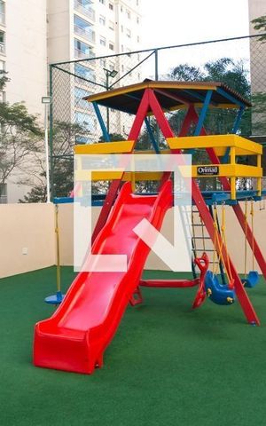 Apartamento para alugar com 68m², 3 quartos e 1 vaga Apartamento para alugar com 68m², 3 quartos e 1 vagaÁrea comum - Playground