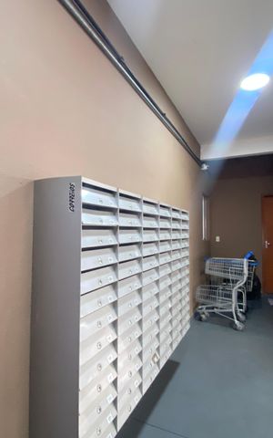 Apartamento para alugar com 72m², 3 quartos e 1 vaga Apartamento para alugar com 72m², 3 quartos e 1 vagaHall