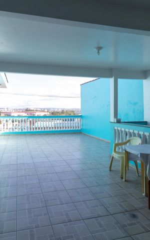 Casa para alugar com 300m², 3 quartos e 6 vagasQuintal