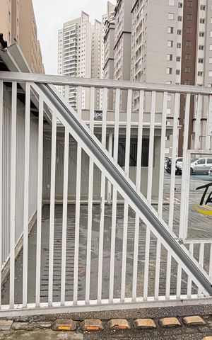 Apartamento para alugar com 48m², 2 quartos e 1 vaga Apartamento para alugar com 48m², 2 quartos e 1 vagaFachada