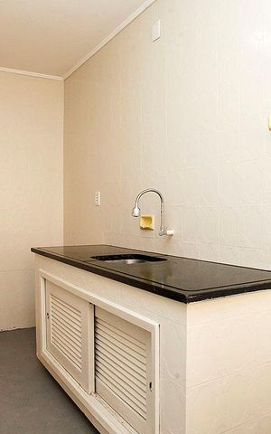 Apartamento para alugar com 71m², 2 quartos e sem vagaCozinha + Área de Serviço + Despensa