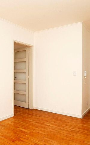 Apartamento para alugar com 71m², 2 quartos e sem vagaSala