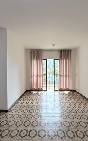 Apartamento para alugar com 90m², 3 quartos e 1 vaga Apartamento para alugar com 90m², 3 quartos e 1 vagaSala