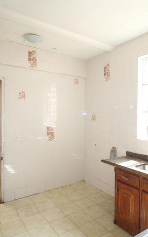 Casa para alugar com 70m², 2 quartos e 2 vagasCozinha