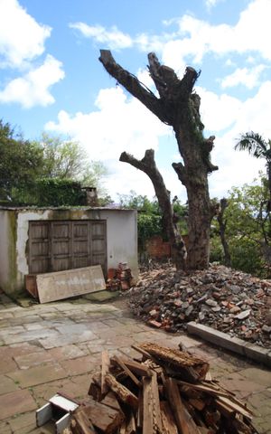 Casa para alugar com 70m², 2 quartos e 2 vagasQuintal
