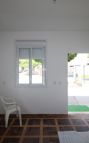 Casa para alugar com 70m², 2 quartos e 2 vagasSala