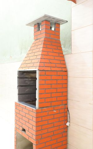 Casa para alugar com 80m², 2 quartos e sem vagaQuintal com churrasqueira