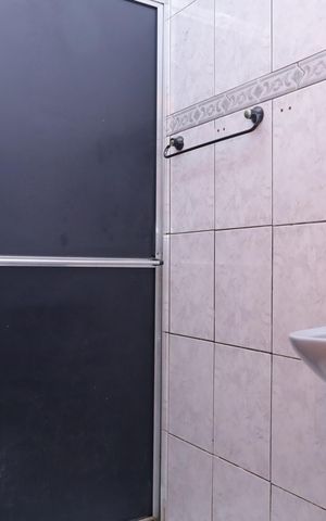 Casa para alugar com 80m², 2 quartos e sem vagaBanheiro