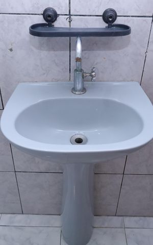 Casa para alugar com 80m², 2 quartos e sem vagaBanheiro