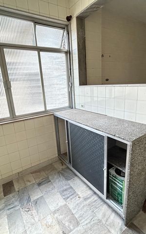 Apartamento para alugar com 77m², 2 quartos e 1 vagaÁrea de Serviço