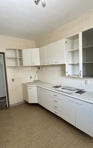 Apartamento para alugar com 77m², 2 quartos e 1 vagaCozinha