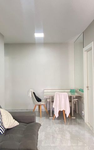 Apartamento à venda com 41m², 1 quarto e 1 vaga Apartamento à venda com 41m², 1 quarto e 1 vagaSala