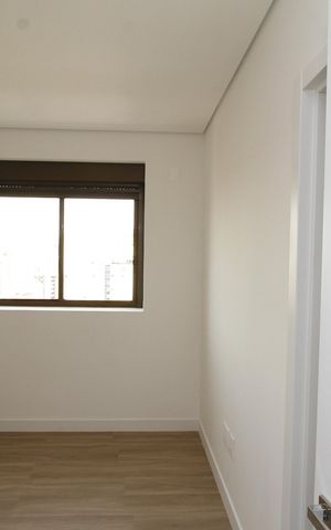 Apartamento para alugar com 115m², 3 quartos e 2 vagasQuarto 2 - Suíte