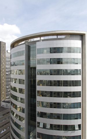 Apartamento para alugar com 115m², 3 quartos e 2 vagasVista