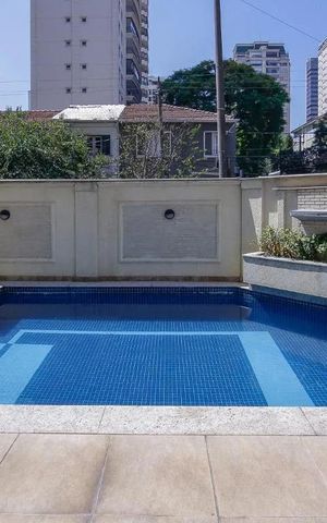Apartamento para alugar com 192m², 3 quartos e 4 vagas Apartamento para alugar com 192m², 3 quartos e 4 vagasPiscina