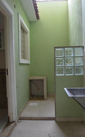 Casa para alugar com 121m², 2 quartos e 1 vagaÁrea de Serviço