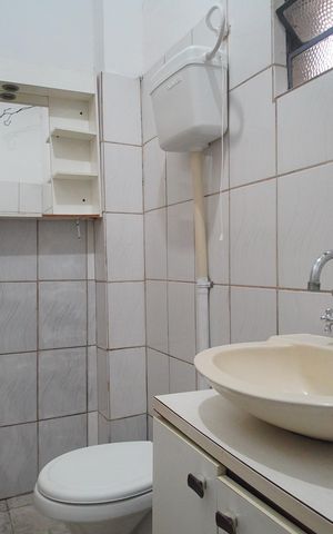 Casa para alugar com 42m², 1 quarto e sem vagaBanheiro