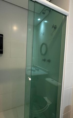 Apartamento para alugar com 44m², 2 quartos e 1 vaga Apartamento para alugar com 44m², 2 quartos e 1 vagaBanheiro da Suíte
